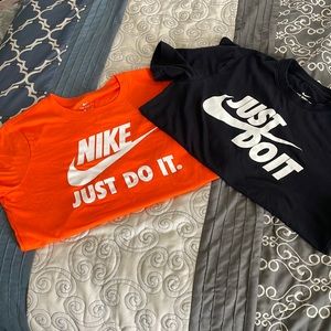 2 nike T-shirts